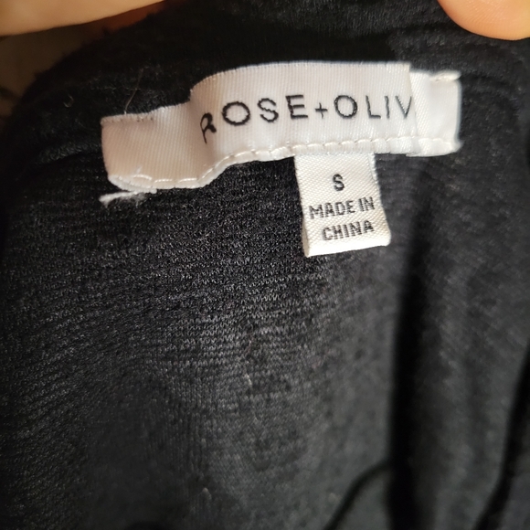 Rose + Olive small black sweater top button half sleeve top - Picture 3 of 4